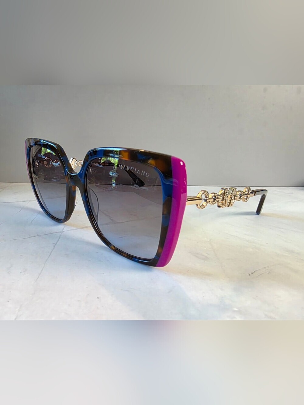 Guess by Marciano Two-Tone Tortoise & Pink Oversized Sunglasses